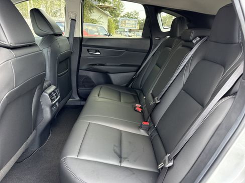 Used 2025 Nissan Murano SV image 10