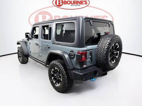 Used 2025 Jeep Wrangler Unlimited Rubicon 4xe w/ Safety Group AWD/4WD image 7