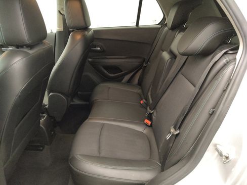 Used 2016 Chevrolet Trax LT w/ LT Convenience Package FWD image 18