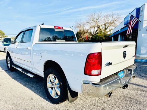 Used 2017 RAM 1500 Big Horn image 3