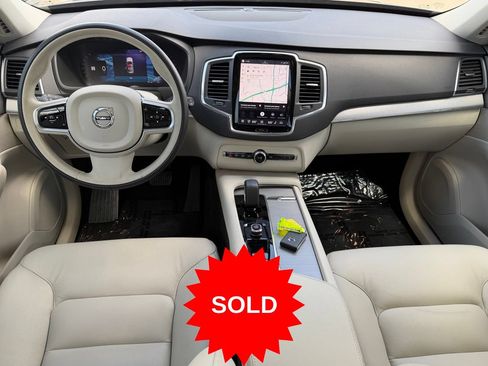Certified 2025 Volvo XC90 B5 Core w/ Protection Package Premier AWD/4WD image 13