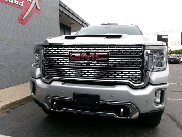Used 2020 GMC Sierra 2500 Denali w/ Denali Ultimate Package AWD/4WD image 5