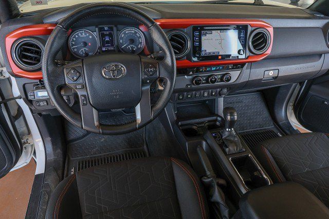 Used 2016 Toyota Tacoma TRD Sport RWD image 23