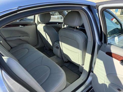 Used 2009 Buick Lucerne CXL image 18