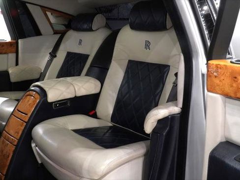 Used 2004 Rolls-Royce Phantom Sedan image 22