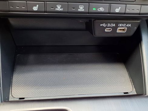 Used 2026 Subaru Outback Premium AWD/4WD image 8