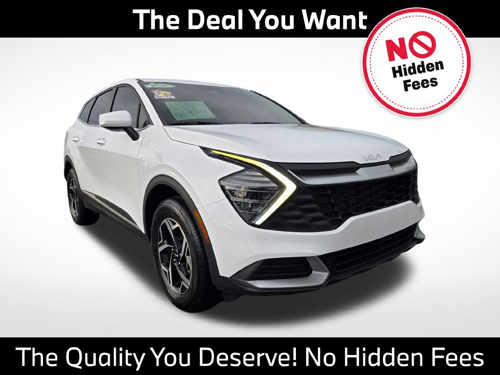 Used 2025 Kia Sportage LX AWD/4WD image 1