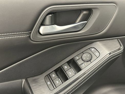 Certified 2024 Nissan Rogue SV w/ SV Premium Package FWD image 13