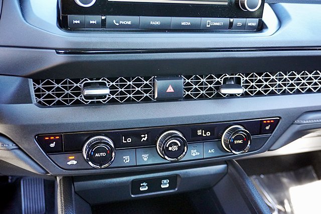 Used 2024 Honda Accord EX image 34