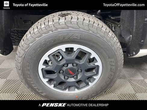 New 2026 Toyota Tacoma TRD Off-Road AWD/4WD image 17