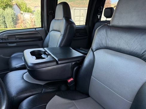 Used 2006 Ford F350 XLT AWD/4WD image 22
