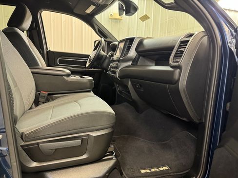 Used 2024 RAM 2500 Big Horn w/ Bed Utility Group image 26