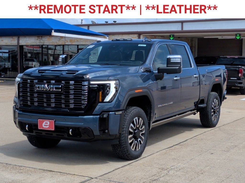 New 2026 GMC Sierra 2500 Denali Ultimate AWD/4WD image 3
