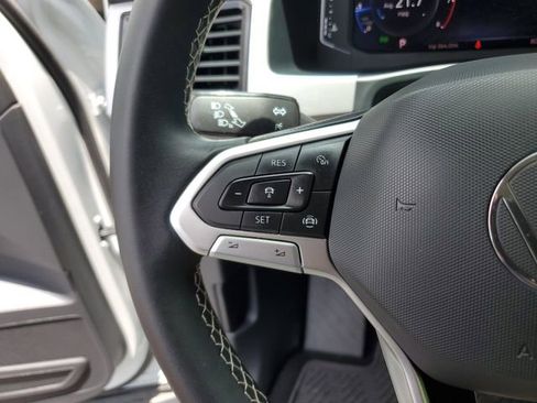 Used 2023 Volkswagen Atlas SE FWD image 28