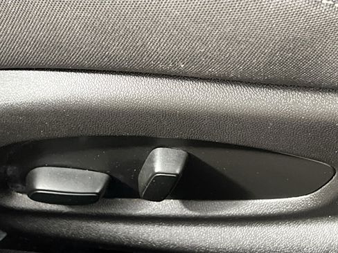 Used 2016 Chevrolet Camaro SS RWD image 16