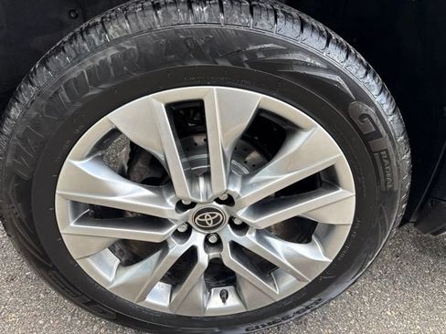 Used 2023 Toyota RAV4 XLE Premium AWD/4WD image 12