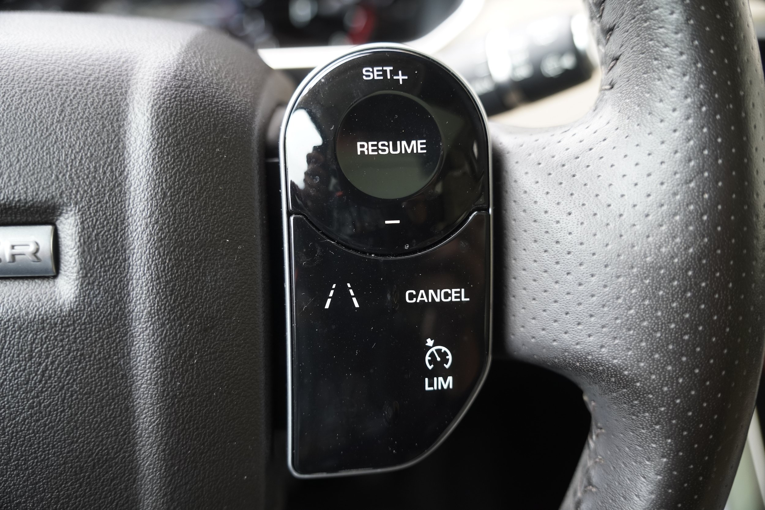 Used 2021 Land Rover Range Rover Sport SE AWD/4WD image 19