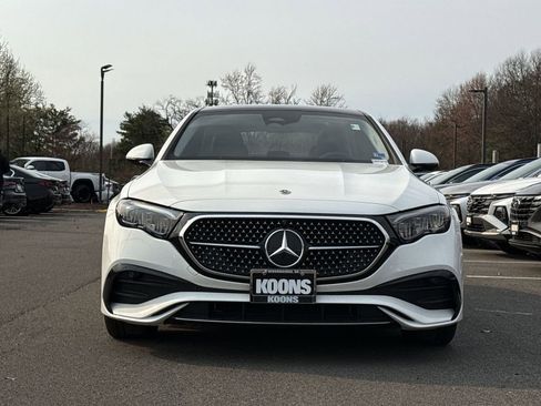 Used 2025 Mercedes-Benz E 450 4MATIC Sedan image 11