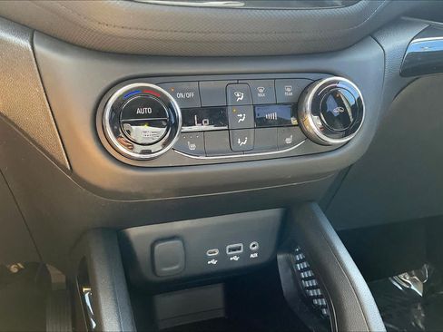 Used 2023 Chevrolet TrailBlazer LT w/ Convenience Package AWD/4WD image 63
