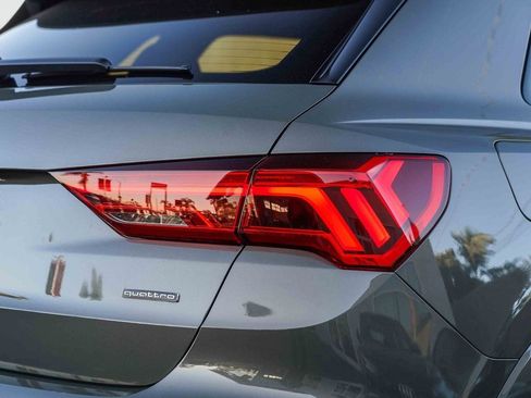 New 2025 Audi Q3 2.0T Premium Plus image 9
