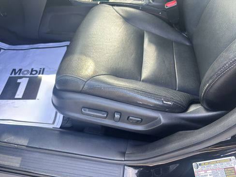 Used 2016 Honda CR-V EX image 10
