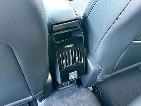 New 2026 Jeep Compass Latitude image 17