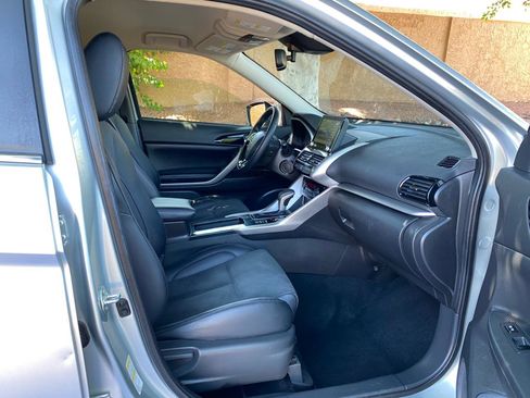 Used 2024 Mitsubishi Eclipse Cross SE AWD/4WD image 46