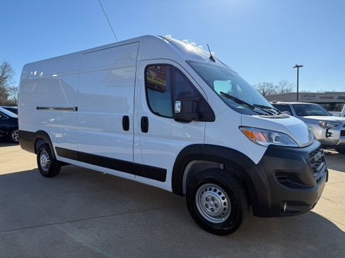 New 2026 RAM ProMaster 3500 w/ Convenience Group FWD image 3