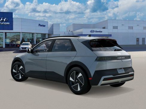 New 2025 Hyundai Ioniq 5 SEL image 5