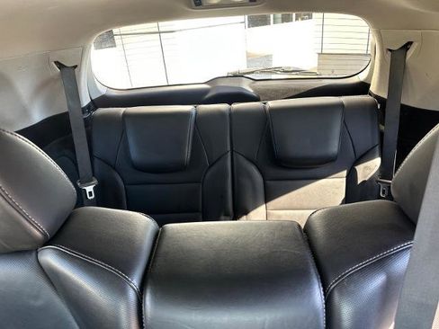 Used 2011 Acura MDX w/ Advance & Entertainment image 9