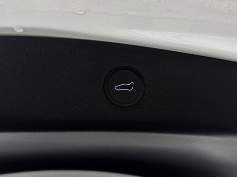 Used 2021 Tesla Model 3 Standard Range Plus image 30