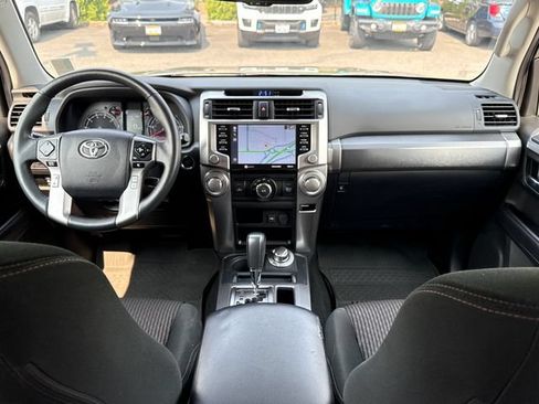 Used 2022 Toyota 4Runner Trail Special Edition AWD/4WD image 8