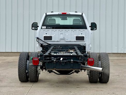 New 2024 Ford F550 4x4 Regular Cab Super Duty image 4
