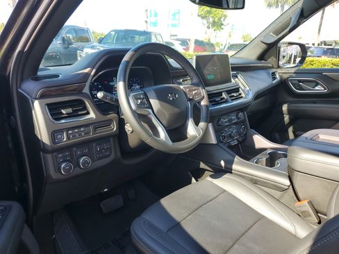 Used 2023 Chevrolet Tahoe Z71 w/ Luxury Package image 9