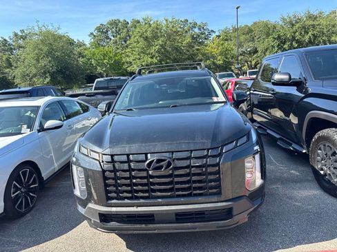 Used 2024 Hyundai Palisade XRT FWD image 2