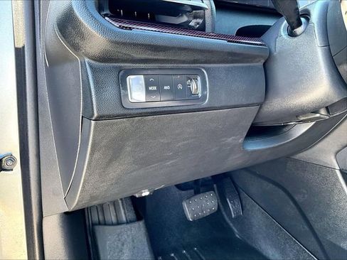 Used 2024 Chevrolet Traverse Z71 image 30