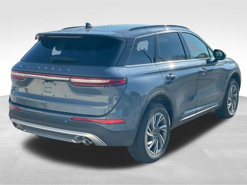 New 2026 Lincoln Corsair Premiere image 5