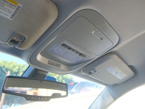 Used 2022 Chevrolet Colorado LT w/ Safety Package image 25