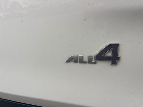 Used 2019 MINI Cooper Clubman S image 30