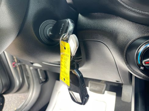 Used 2023 Kia Soul LX w/ LX Technology Package image 30