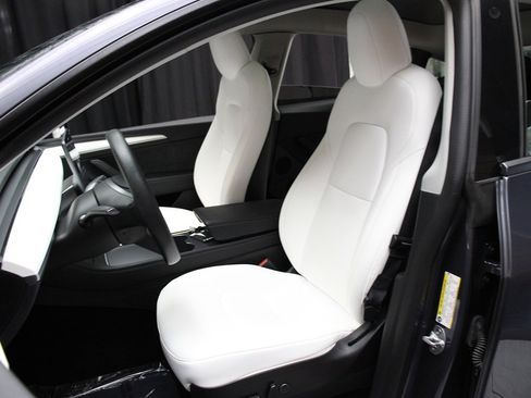 Used 2022 Tesla Model Y Performance image 63