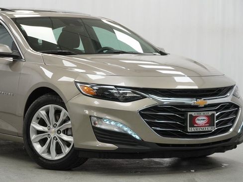 Used 2024 Chevrolet Malibu LT image 3