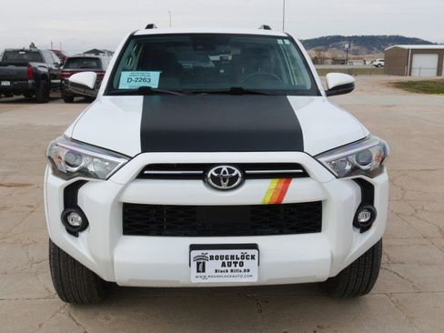 Used 2024 Toyota 4Runner SR5 AWD/4WD image 6