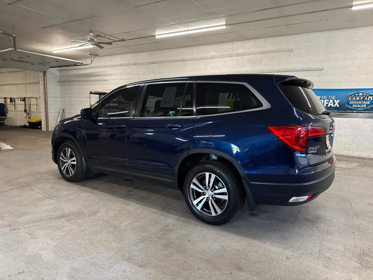 Used 2016 Honda Pilot EX-L image 2