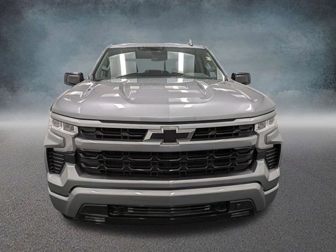 Used 2024 Chevrolet Silverado 1500 RST AWD/4WD image 2
