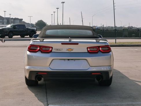 Used 2019 Chevrolet Camaro LT image 6