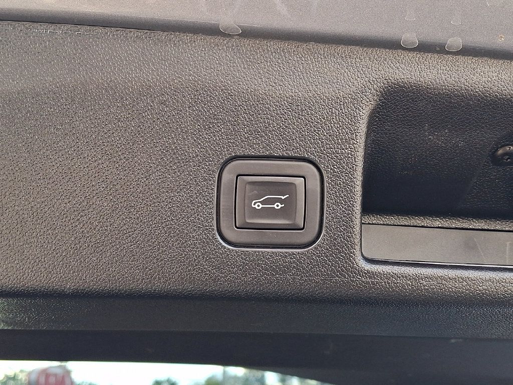 Used 2024 Chevrolet Equinox EV LT AWD/4WD image 31