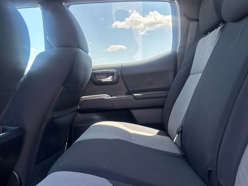 Used 2021 Toyota Tacoma TRD Sport RWD image 29