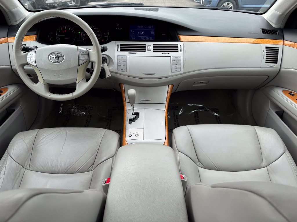 Used 2007 Toyota Avalon XLS FWD image 13