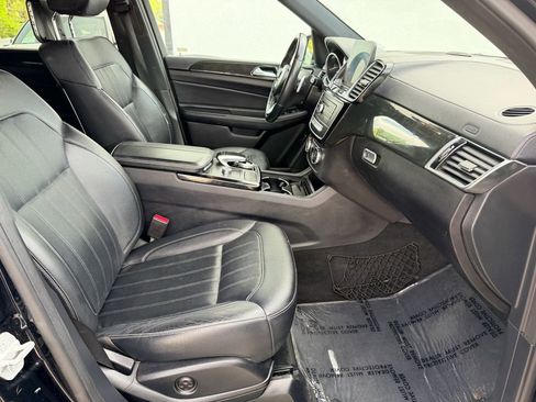 Used 2017 Mercedes-Benz GLS 450 4MATIC image 18